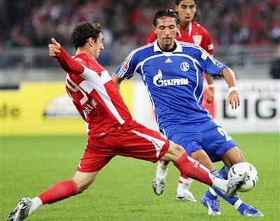 卫亚瑟右腿 卫亚瑟右腿